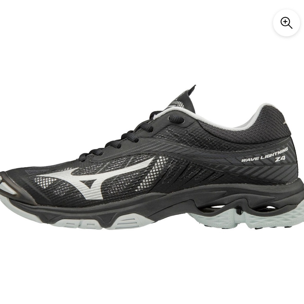 Volleyball shoes - Mizuno Wave Lightning Z4